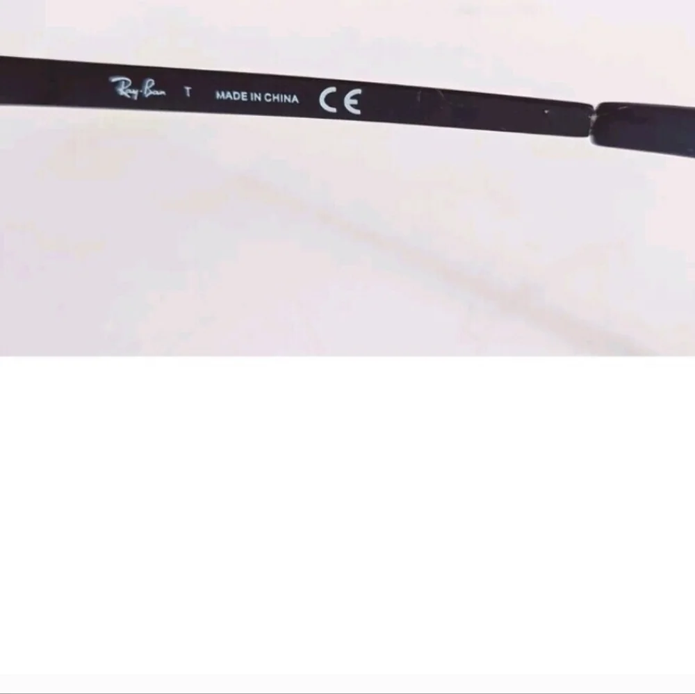 Unisex Ray-Ban Dark Frame Eyeglasses - Picture 4 of 7